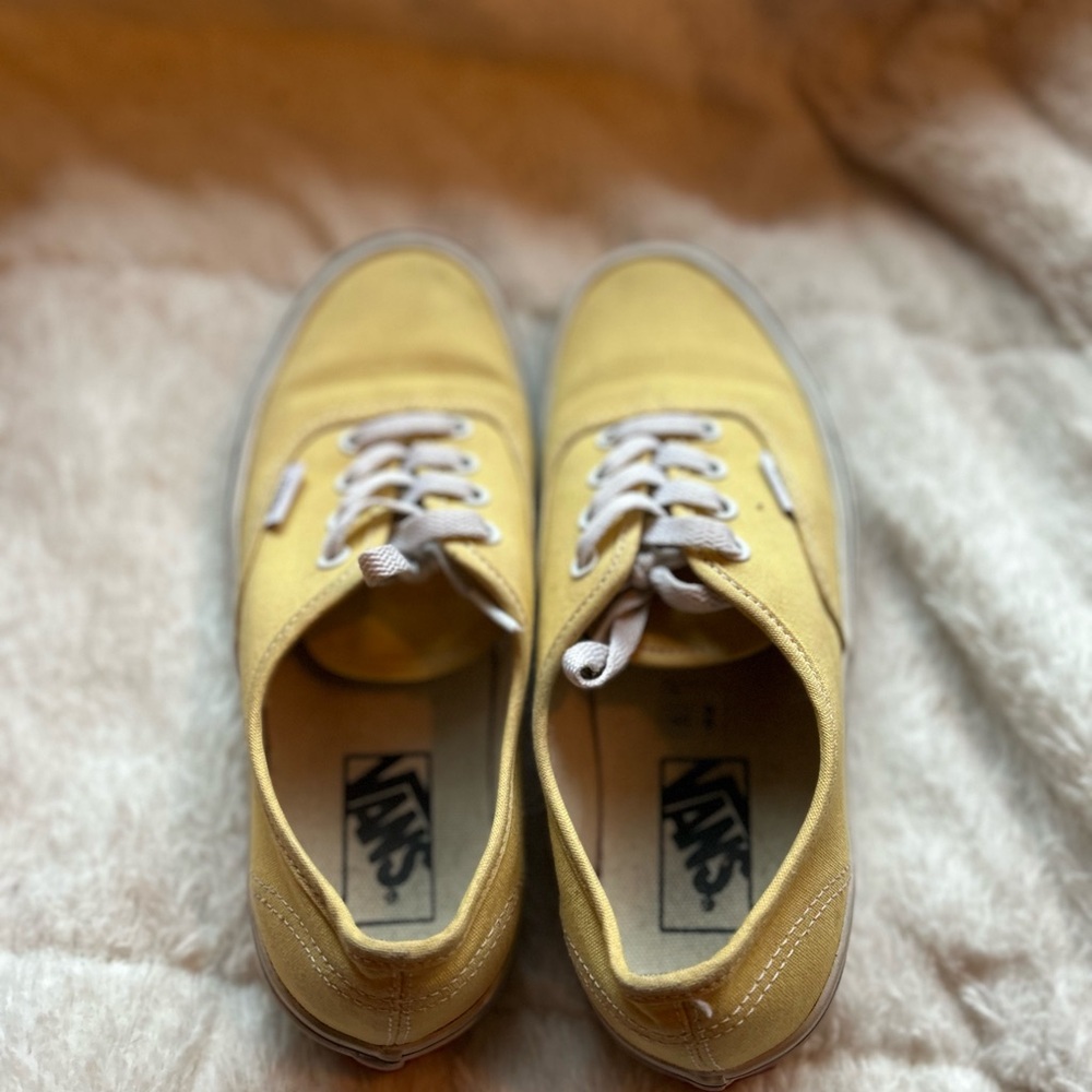 Vans Men's Yellow Sneakers